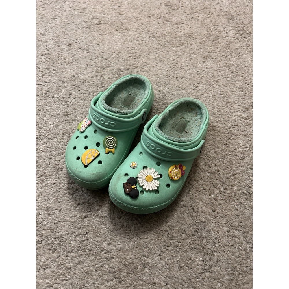 Kids Mint Green Crocs Size J1 Youth Size 1 Charms Included Sherpa Lined Fleece